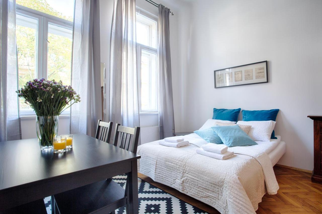 Tyzenhauz Apartments Economy Kraków Eksteriør billede