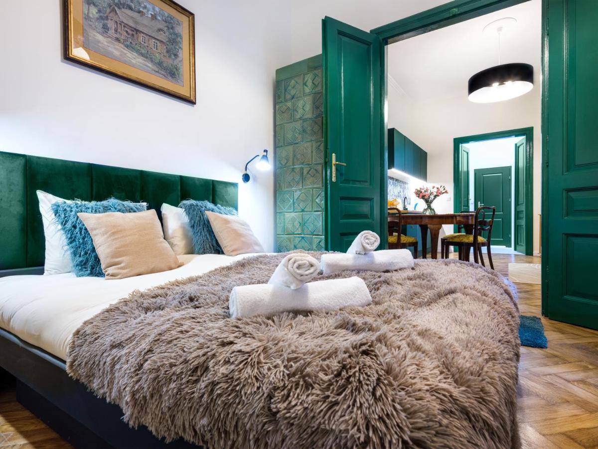Tyzenhauz Apartments Economy Kraków Eksteriør billede