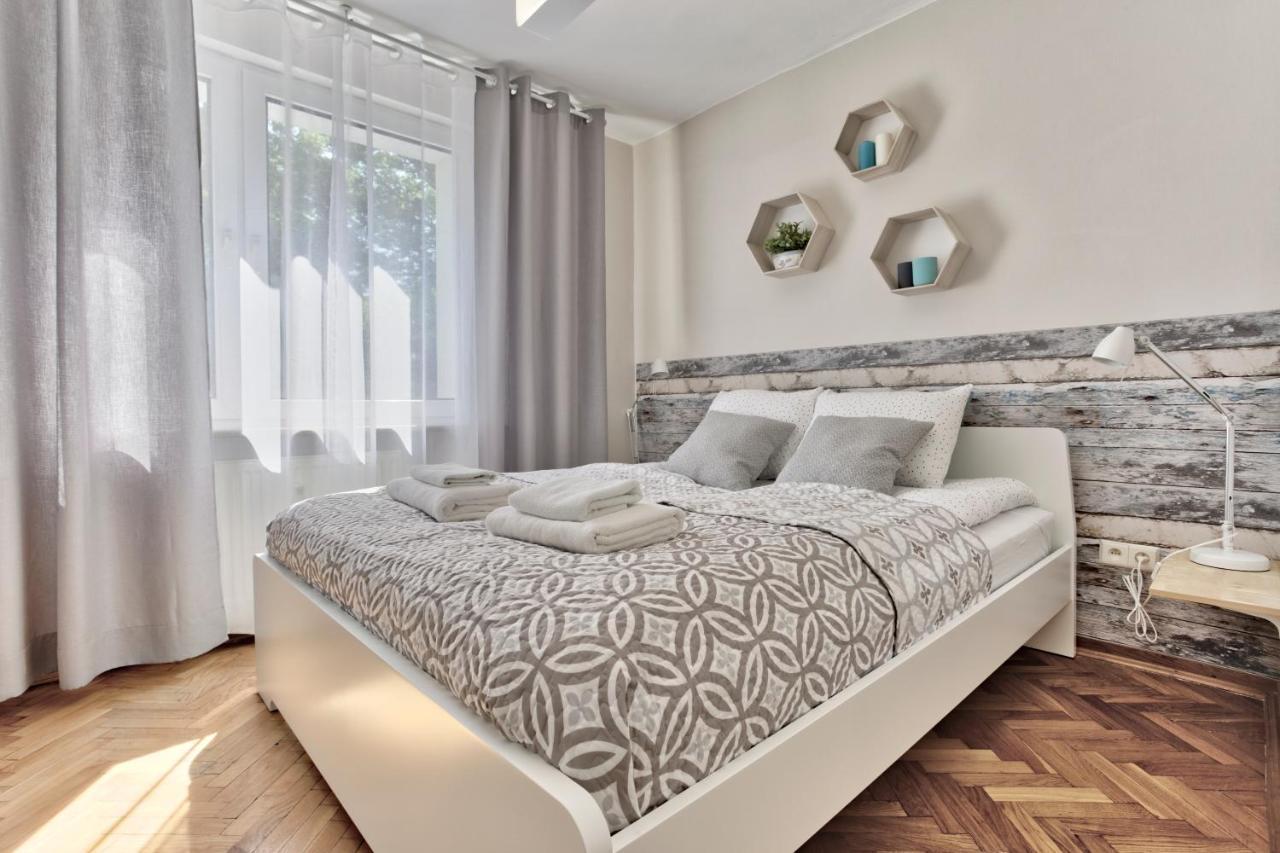 Tyzenhauz Apartments Economy Kraków Eksteriør billede